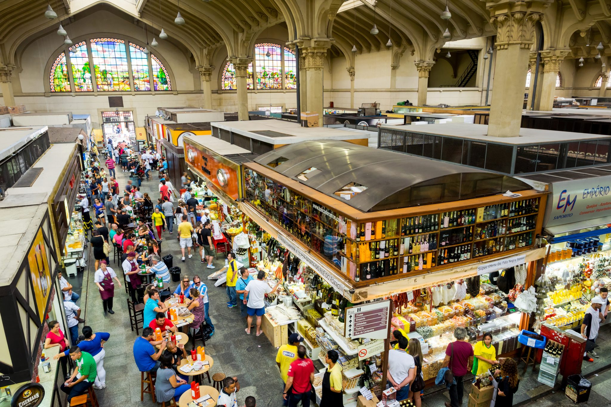 Mercadão Municipal proporciona variedade de cardápios e sabores aos visitantes